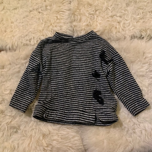 Zara Sweater - Picture 1 of 4